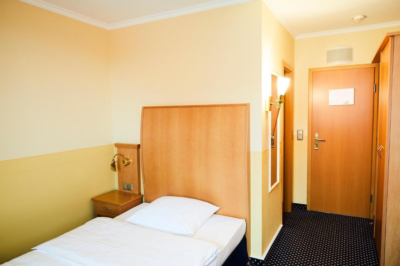 Hotel Cap Polonio Pinneberg Extérieur photo